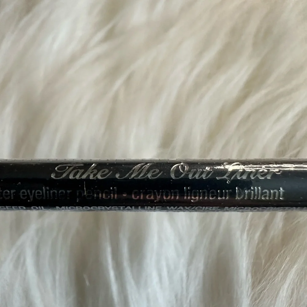 🩷5/$10🩷 Glitter Eyeliner